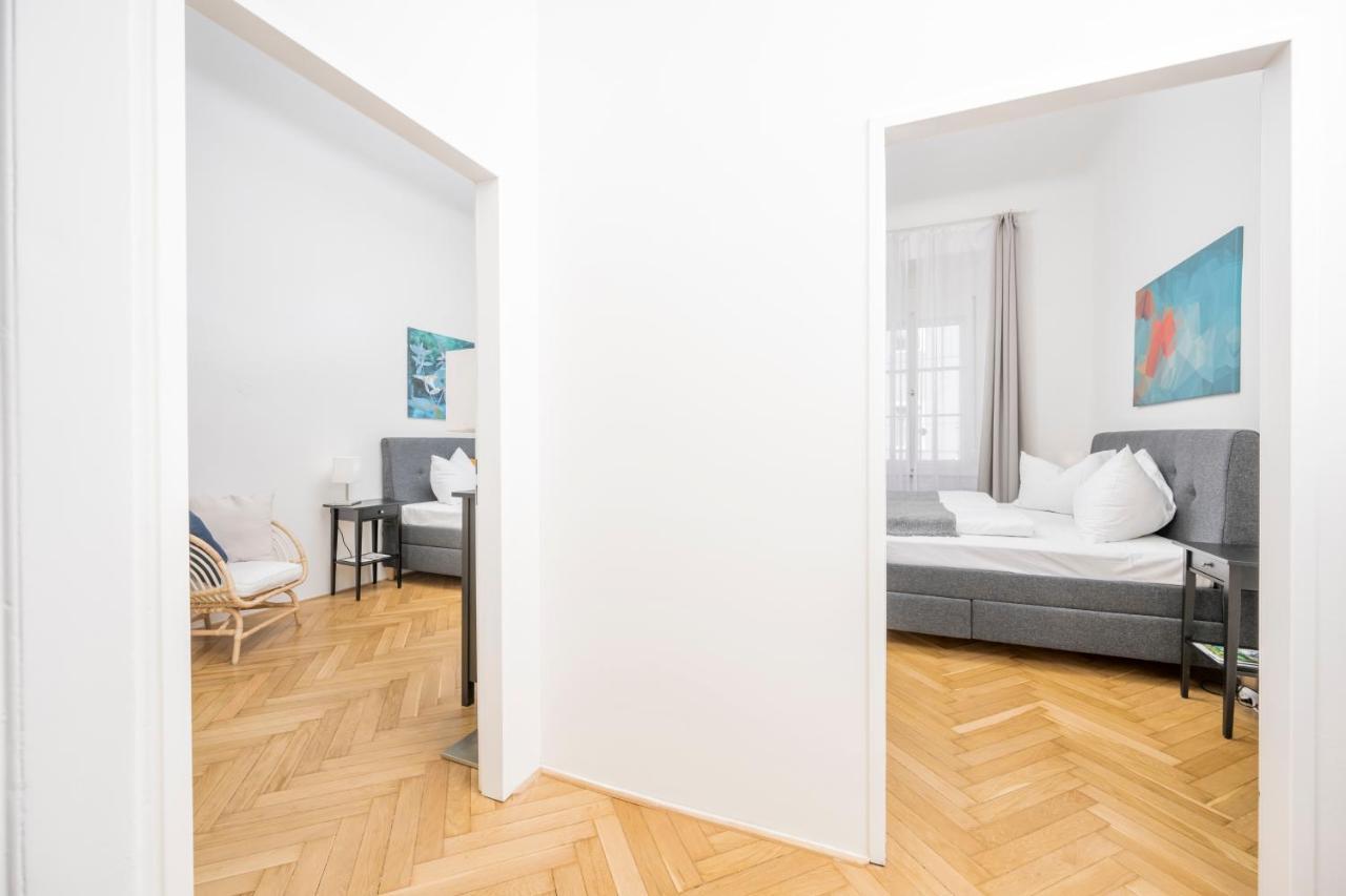 Anna And Friends Apartment Грац Екстериор снимка