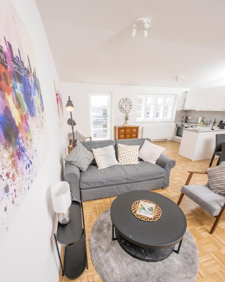 Anna And Friends Apartment Грац Екстериор снимка