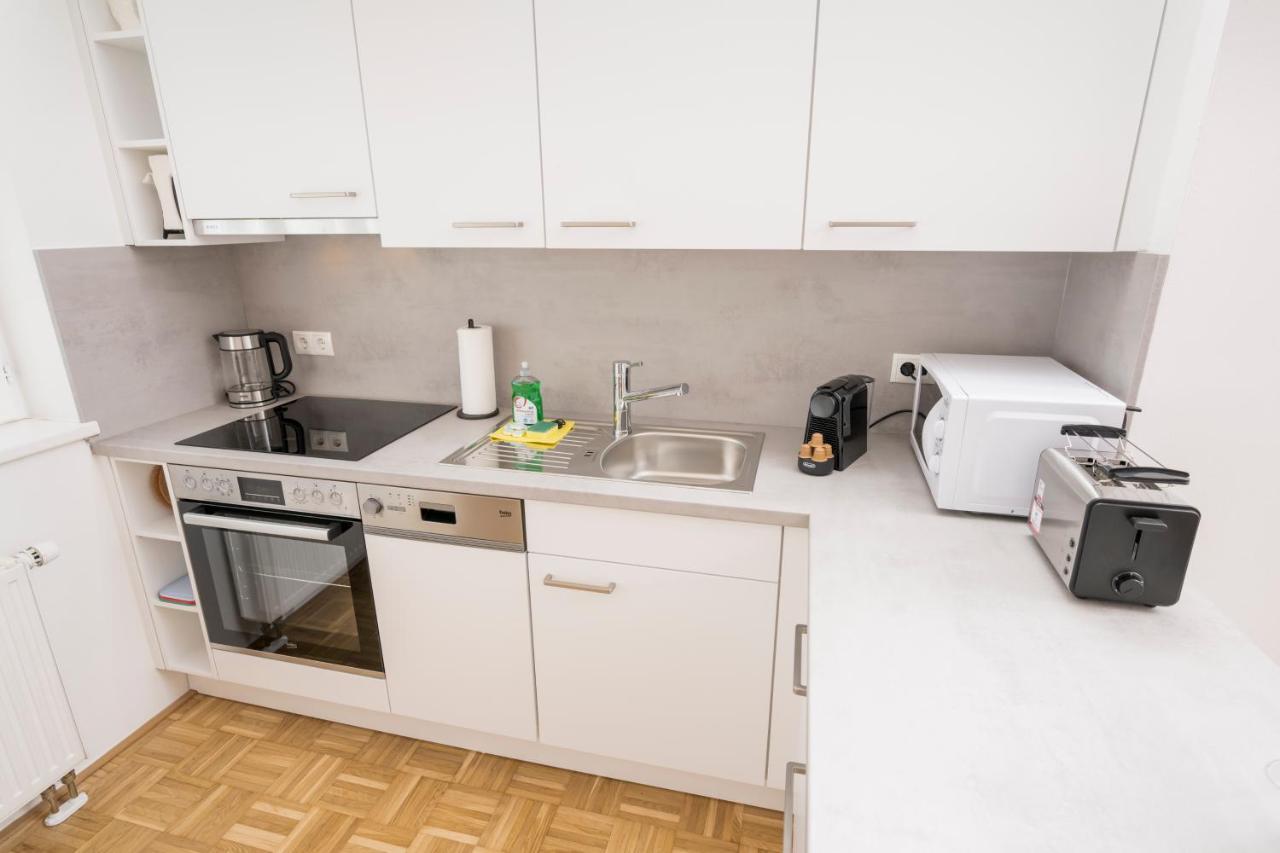 Anna And Friends Apartment Грац Екстериор снимка
