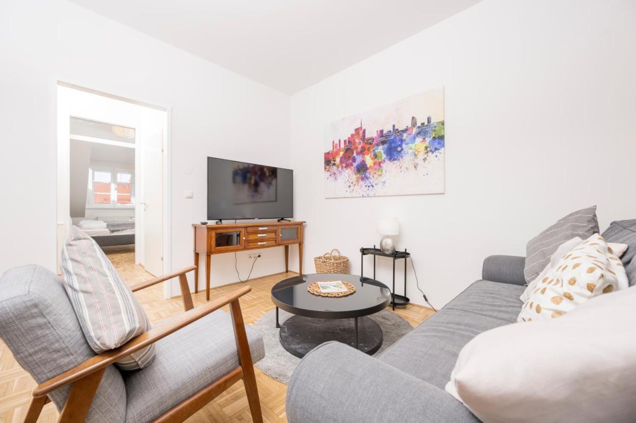 Anna And Friends Apartment Грац Екстериор снимка