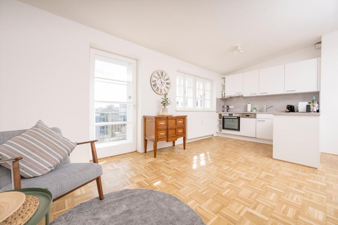 Anna And Friends Apartment Грац Екстериор снимка