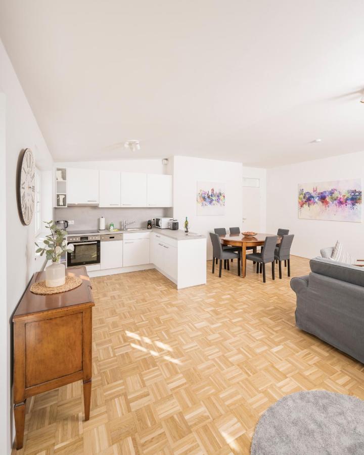 Anna And Friends Apartment Грац Екстериор снимка