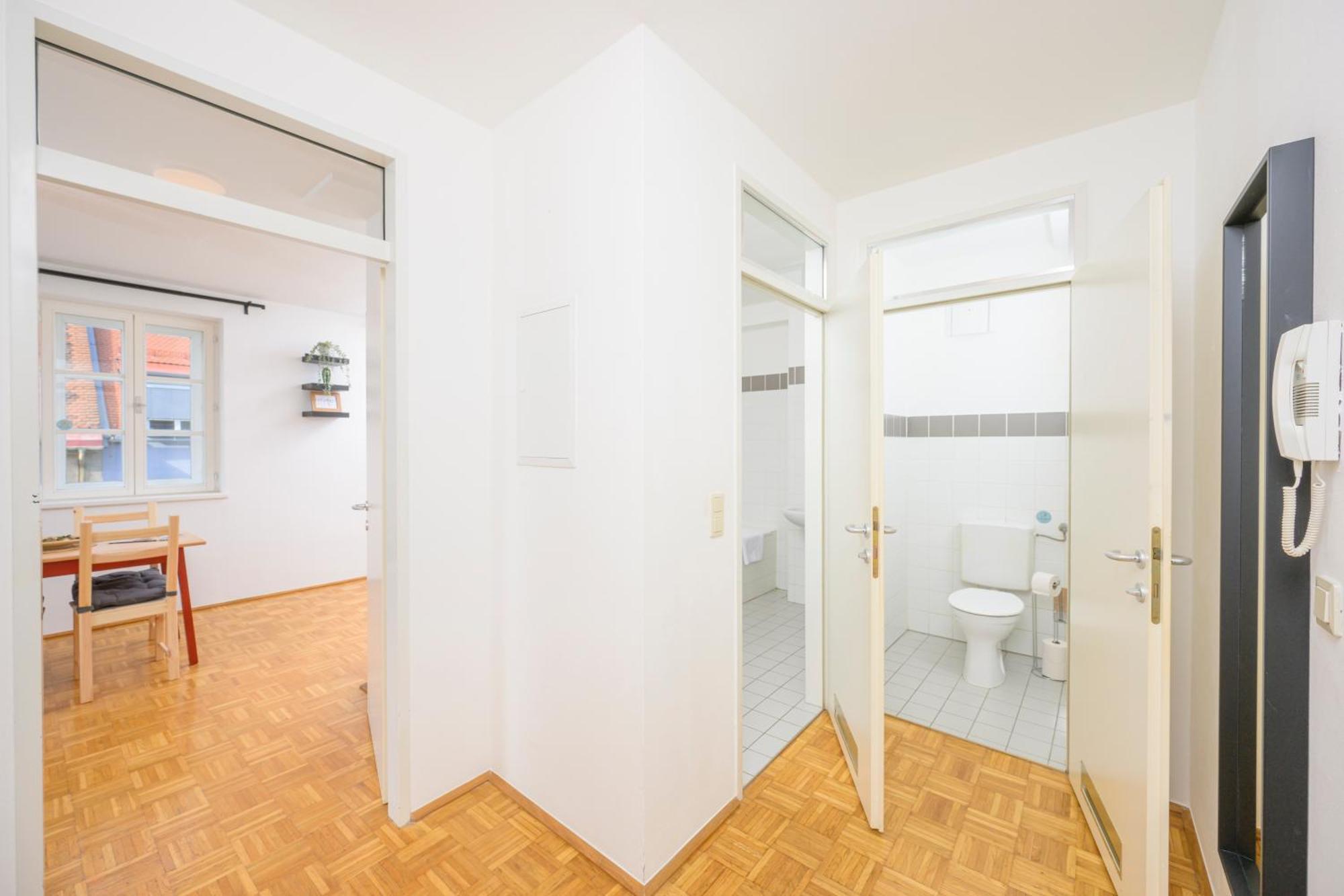 Anna And Friends Apartment Грац Екстериор снимка